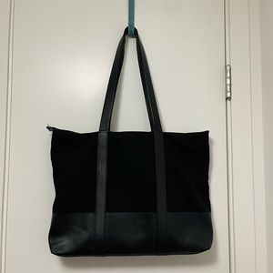 Everlane-The Dipped Zip Tote - Black